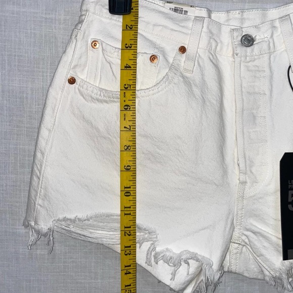 NWT Levi’s 501 Original Short in Keep It Clean - Picture 10 of 16